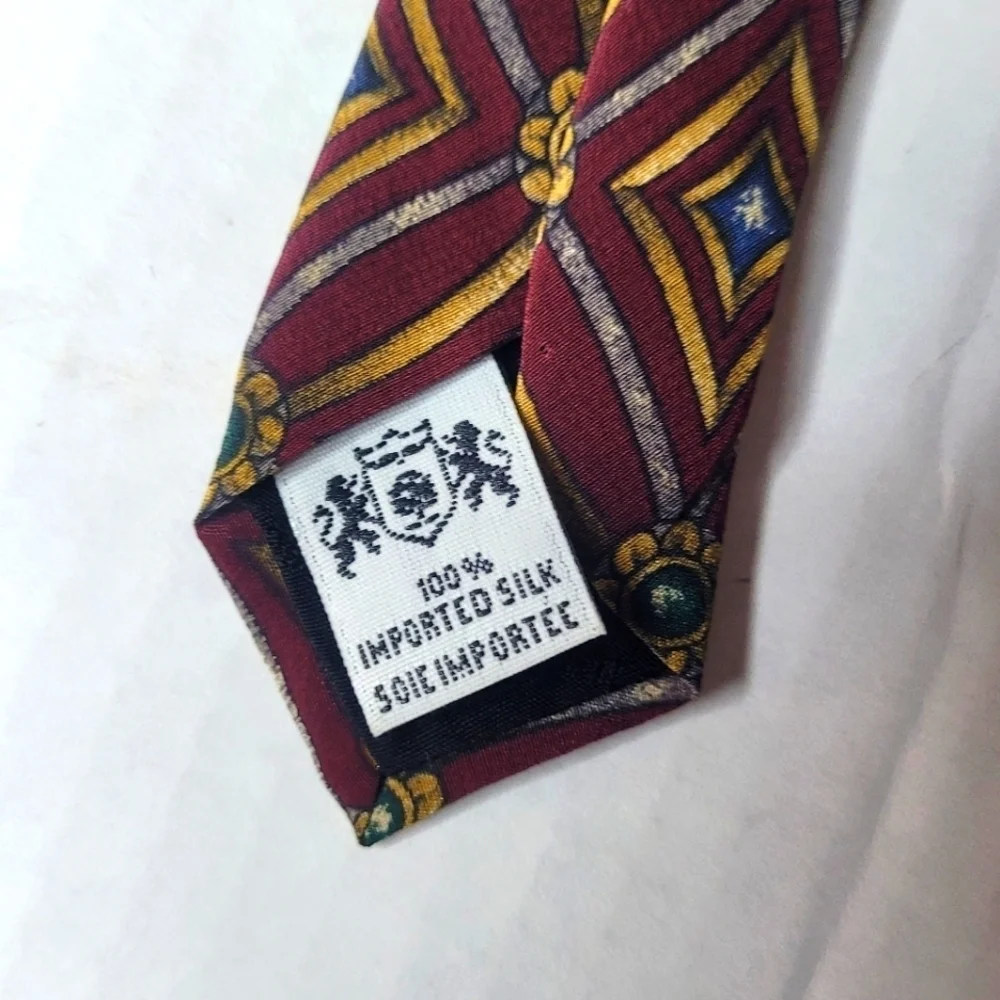 Metropolitan Museum of Arts Men's Necktie